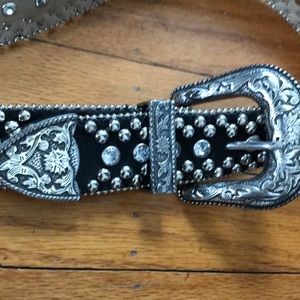 Women’s Studded Belt